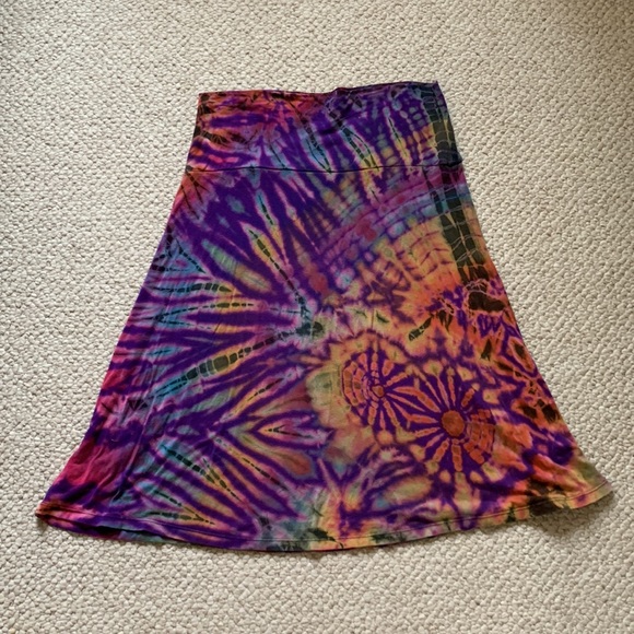 Tie Dye Midi-Skirt - Picture 3 of 3